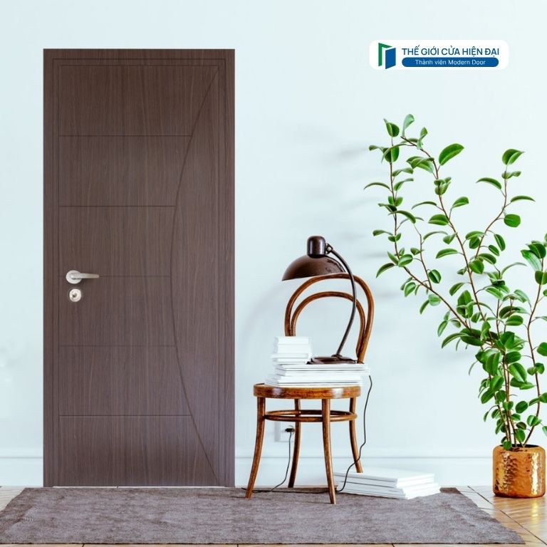 so sánh cửa nhựa composite với cửa nhựa lõi thép