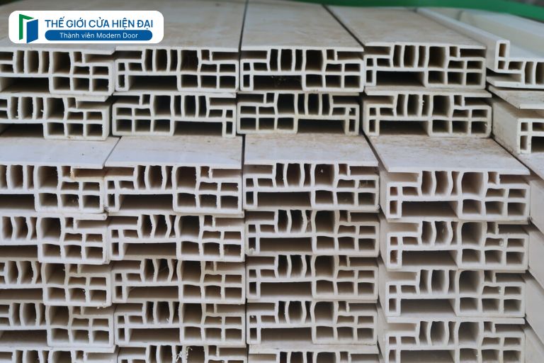 hệ thống sản xuất cửa nhựa composite