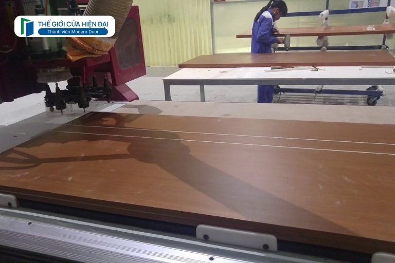cấu tạo cửa nhựa composite