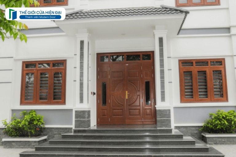 cửa thép vân gỗ tại lâm đồng
